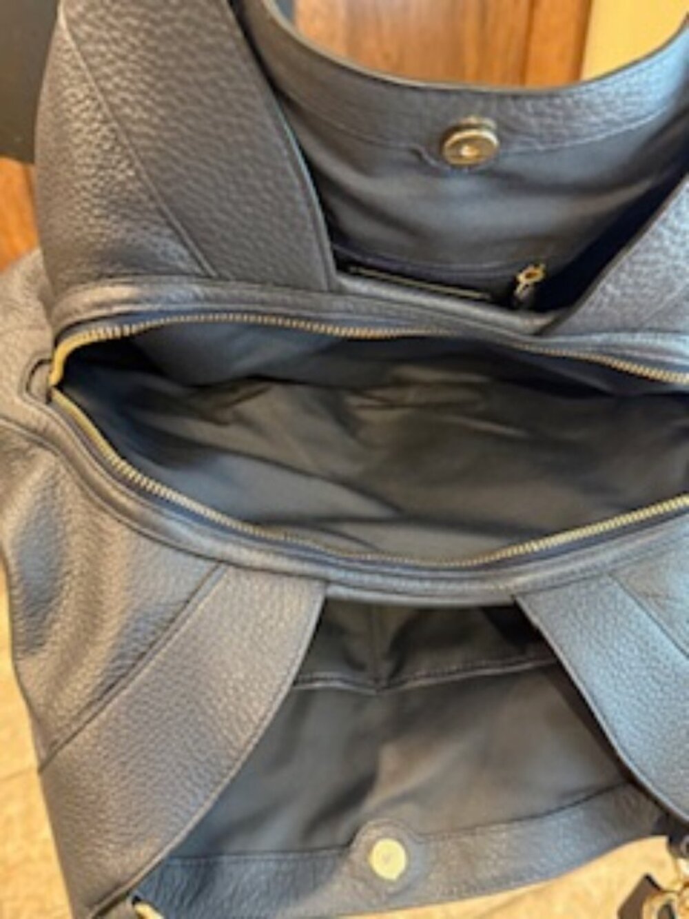 Coach Black Leather Hobo Shoulder Bag – 3 Compartments - Picture 4 of 5